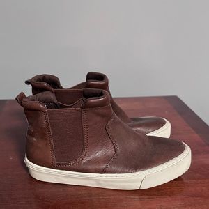 Old Navy youth boots